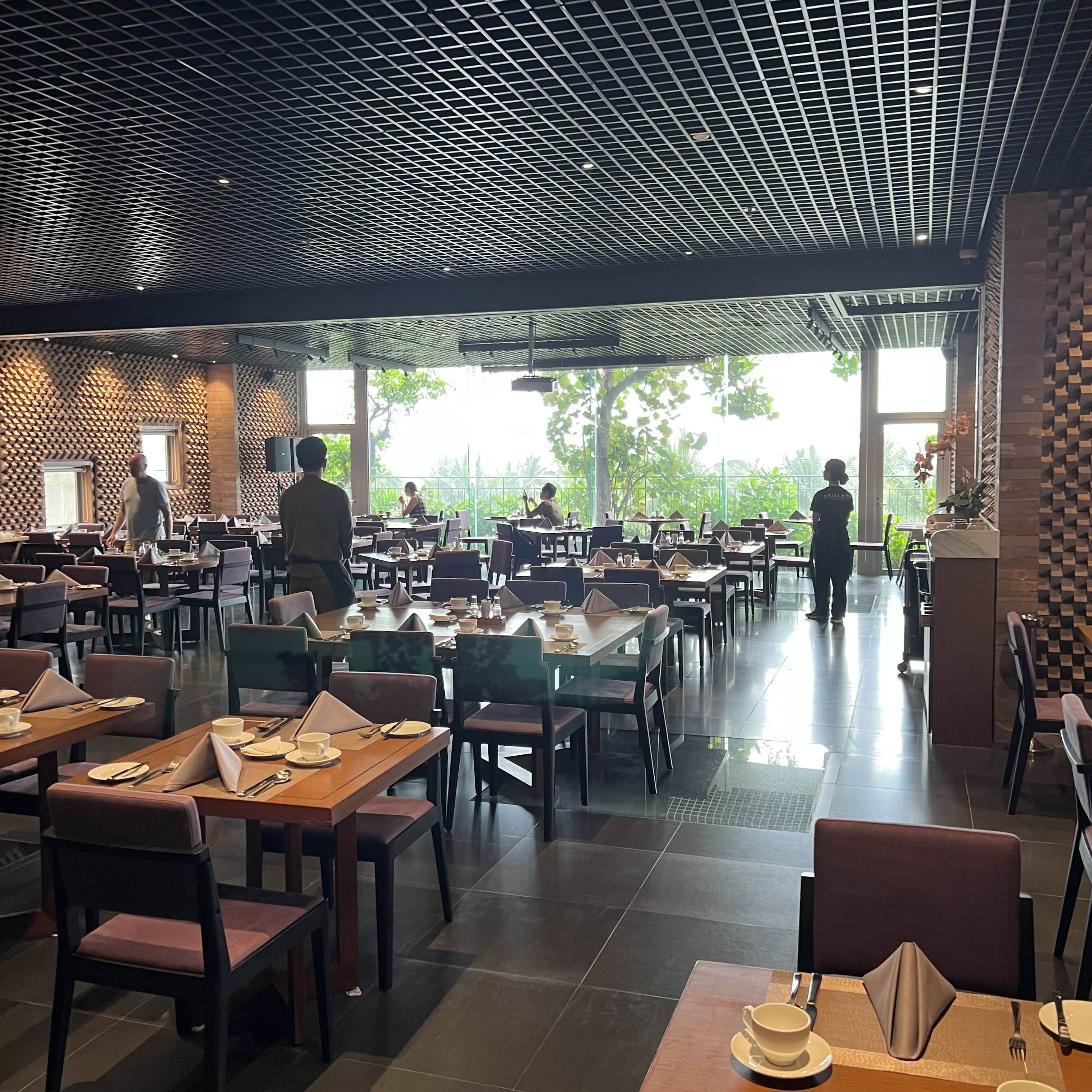 칙랜드 CHICLAND 조식레스토랑 모습
