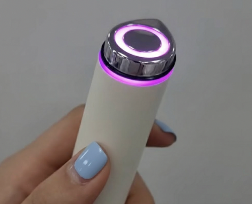 보라색 LED 작동 사진