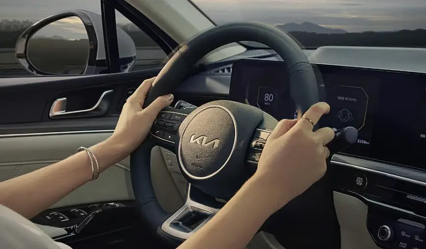 기아차-K5-제원-연비-가격표