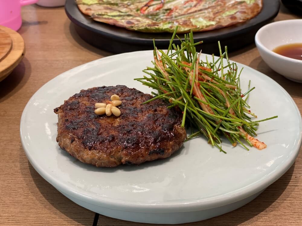 동탄-한국인의-밥상-곁들임-요리인-장땡이-모습