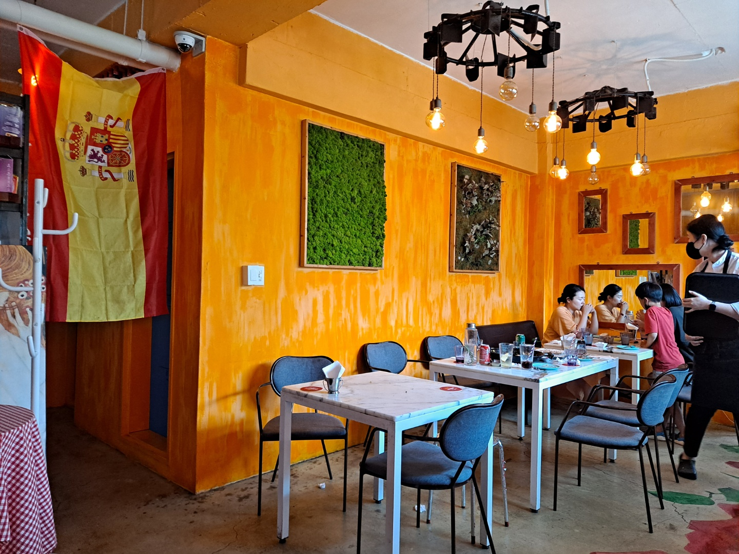 강릉에서 스페인 요리 분위기 있는 숨은 맛집 라꼬시나