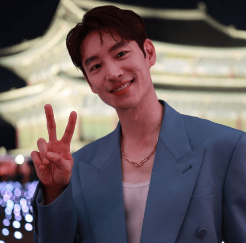 이제훈 기부