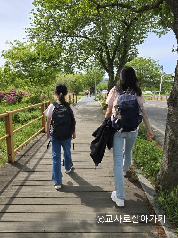 황룡사지에서-박물관으로-걸어가는길