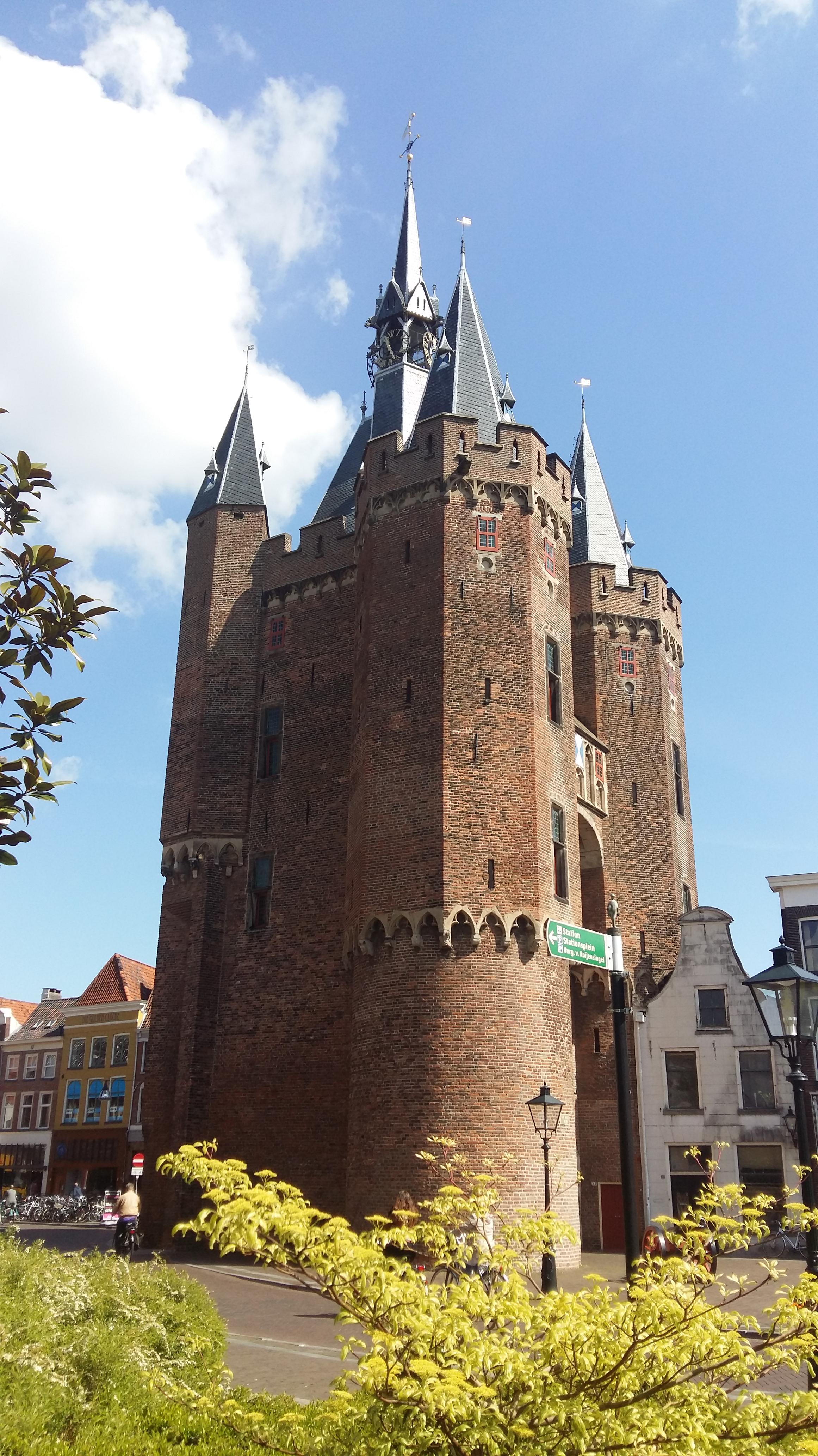 네덜란드 즈볼라 사센포르트