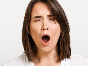 입안이 마르는 증상