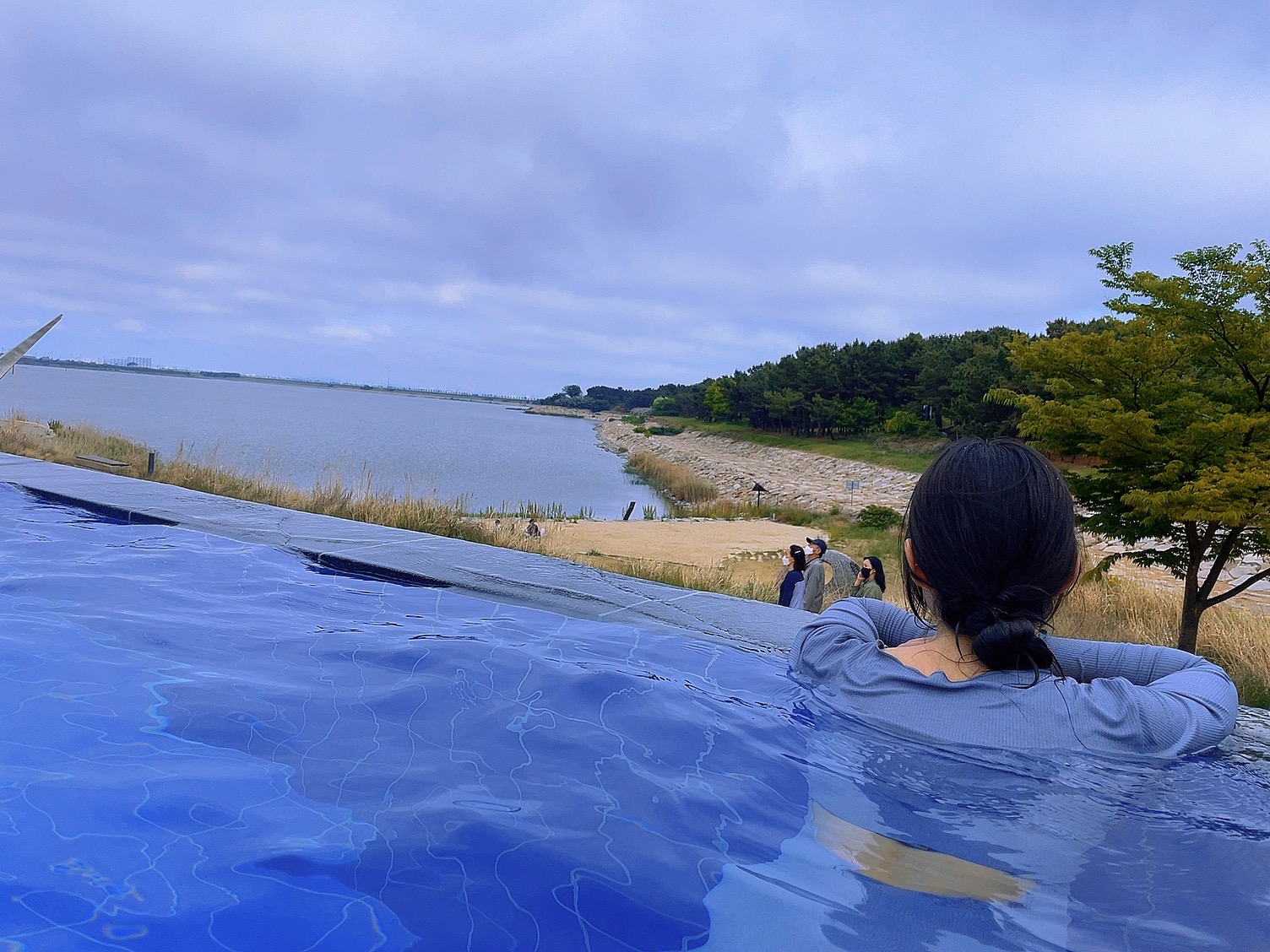 네스트호텔 수영장 더 스트란드