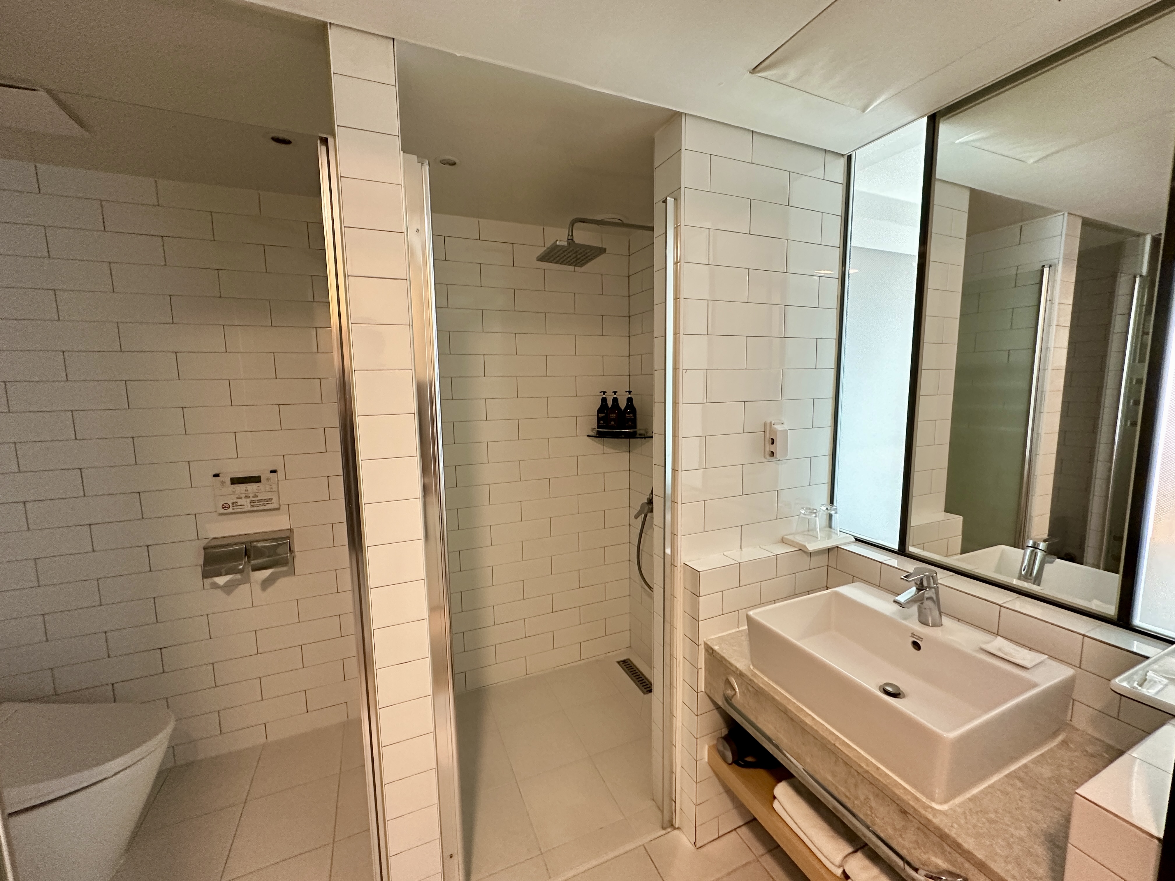 더원 호텔 스탠다드 더블룸 욕실