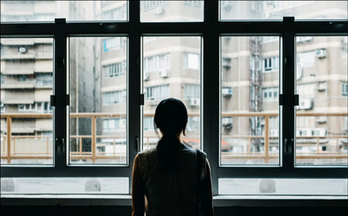 코로나 밀접 접촉자 기준 자가격리 모습 이미지