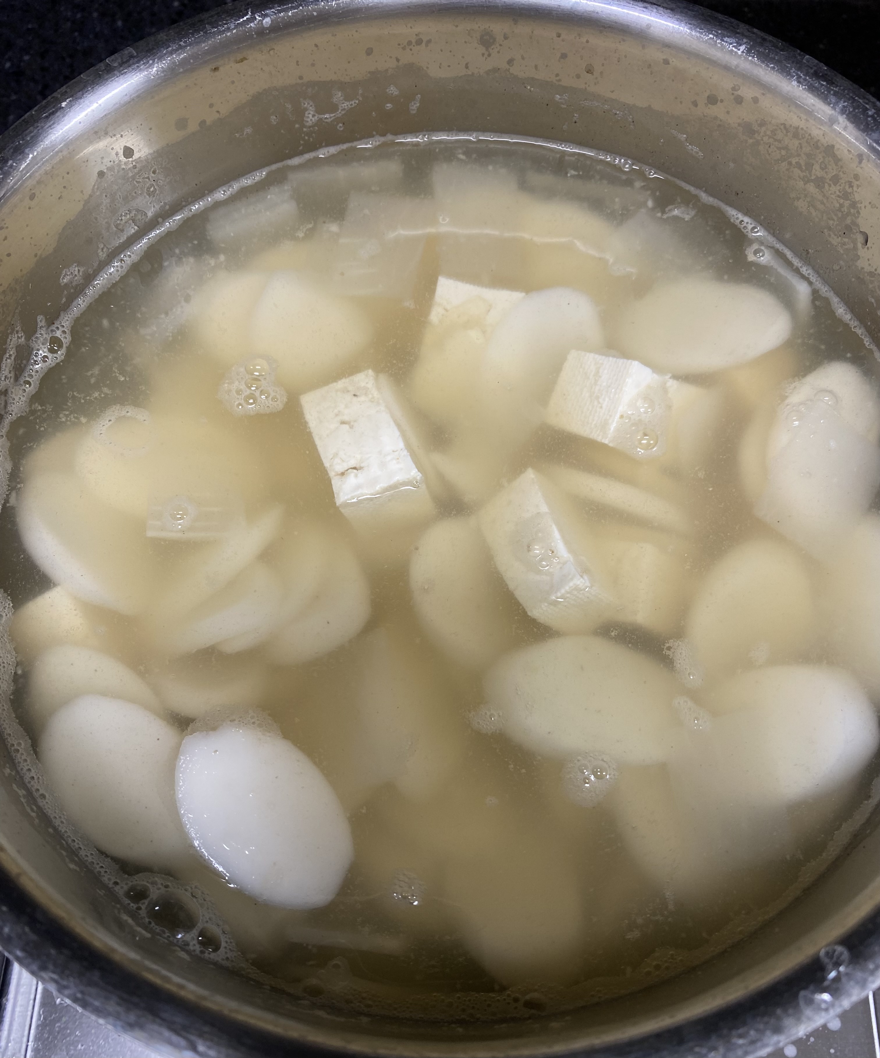 떡국과 두부 넣은 모습