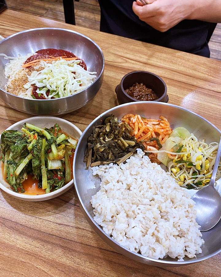 생방송오늘저녁 낭만시장 중앙시장 춘천 들깨 칼국수 옹심이 뽀글장 보리밥 비빔밥 맛집 추천
