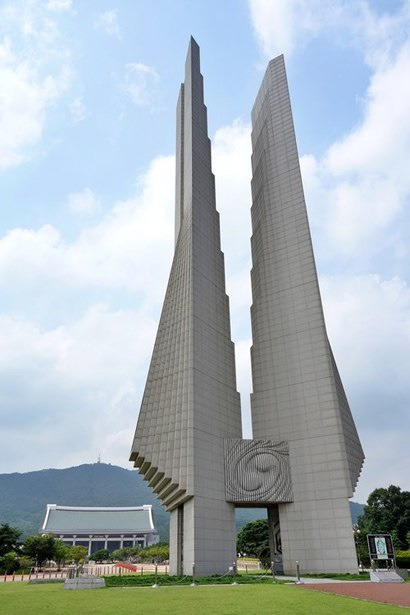 김형석 독립기념관장 기념사 논란