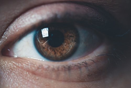 눈 밑 떨림 마그네슘 외 떨리는 이유 8가지