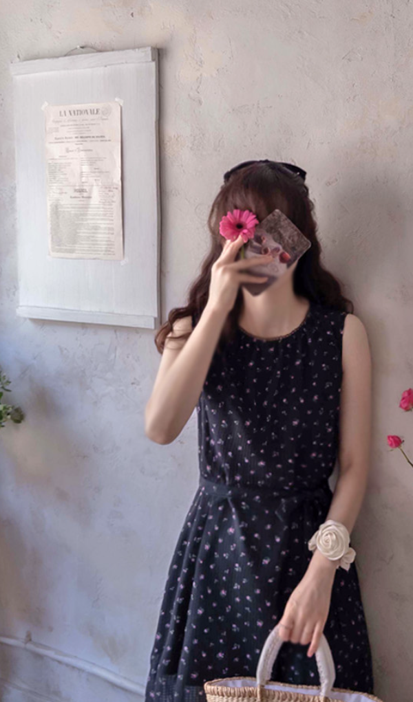 아델리 잔꽃 시어서커 원피스