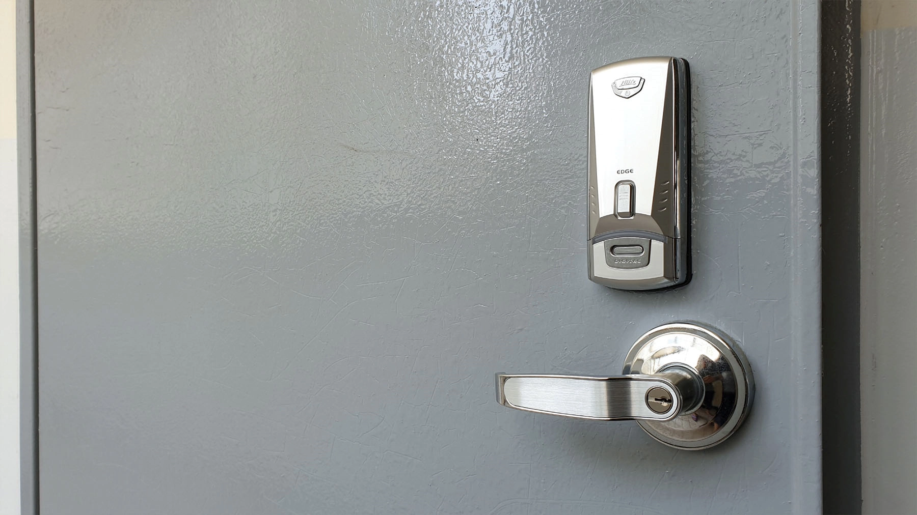 현관문 손잡이 보조키