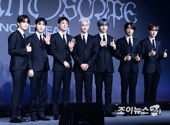 그룹 NCT 드림이 25일 오후 서울 광진구 광장동 워커힐에서 열린 NCT DREAM 새 앨범 &#39;드림 이스케이프&#39;(DREAM( )SCAPE) 발매 기념 기자간담회에 참석하고 있다. [사진=정소희 기자]