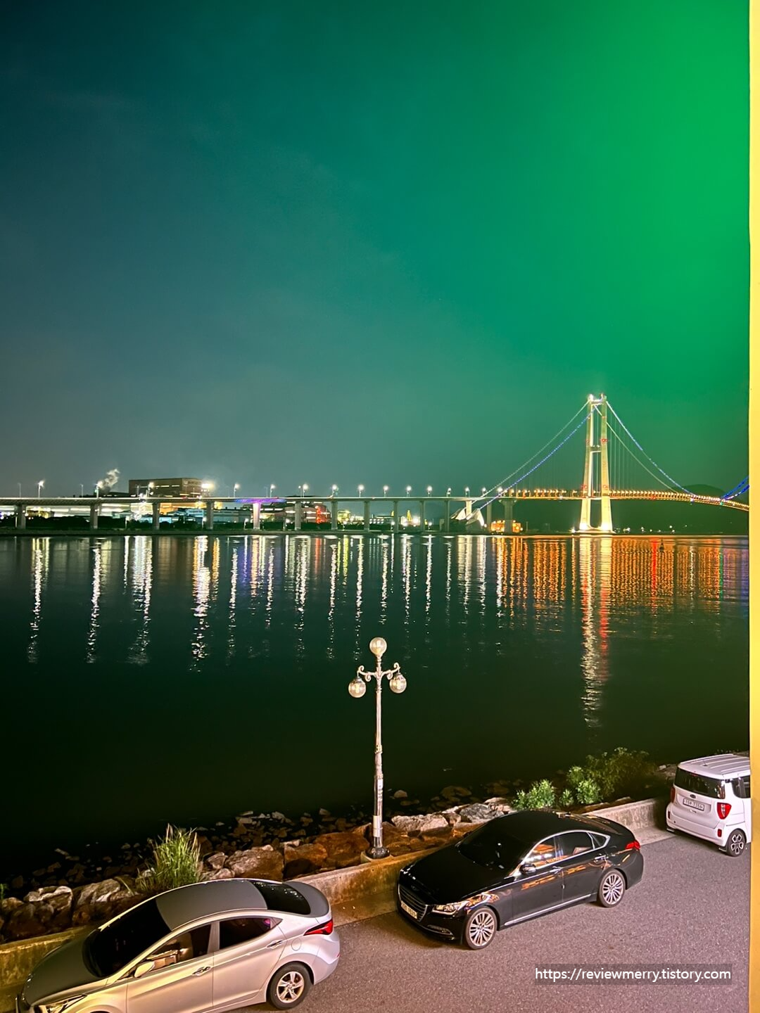 바다 야경 사진