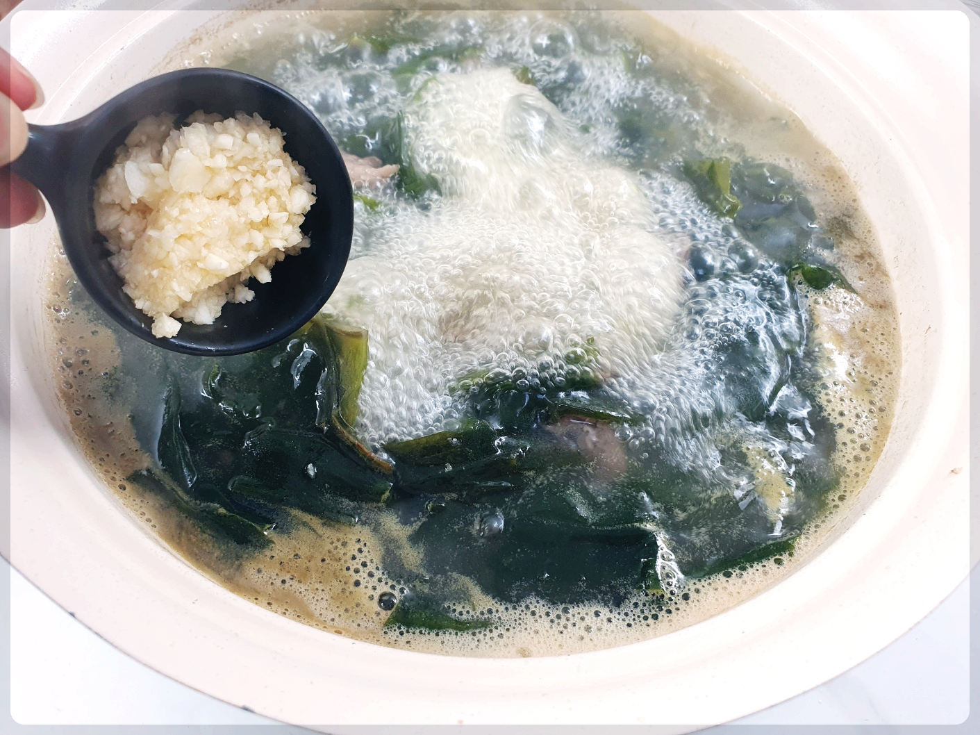 소고기 미역국 맛있게 끓이는 법
