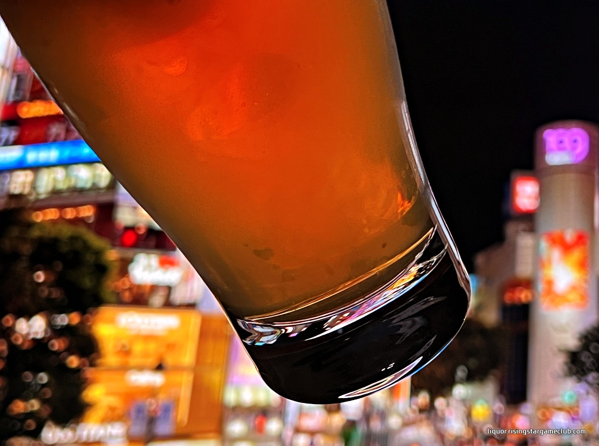 제주 펠롱 에일 JEJU PELLONG ALE을 즐기는 사진