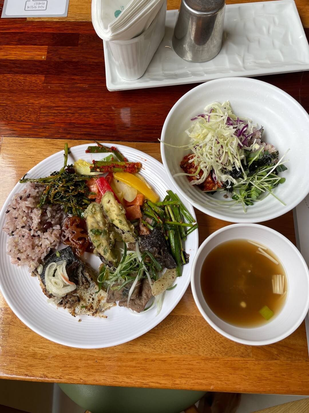 뷔페 구성은? 한식부터 건강식까지 다양하게!