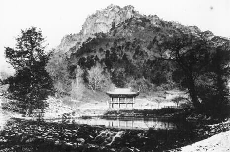 장성 백양사 : 호남을 대표하는 천년 고찰과 백암산의 깊은 자연 붉은 애기단풍