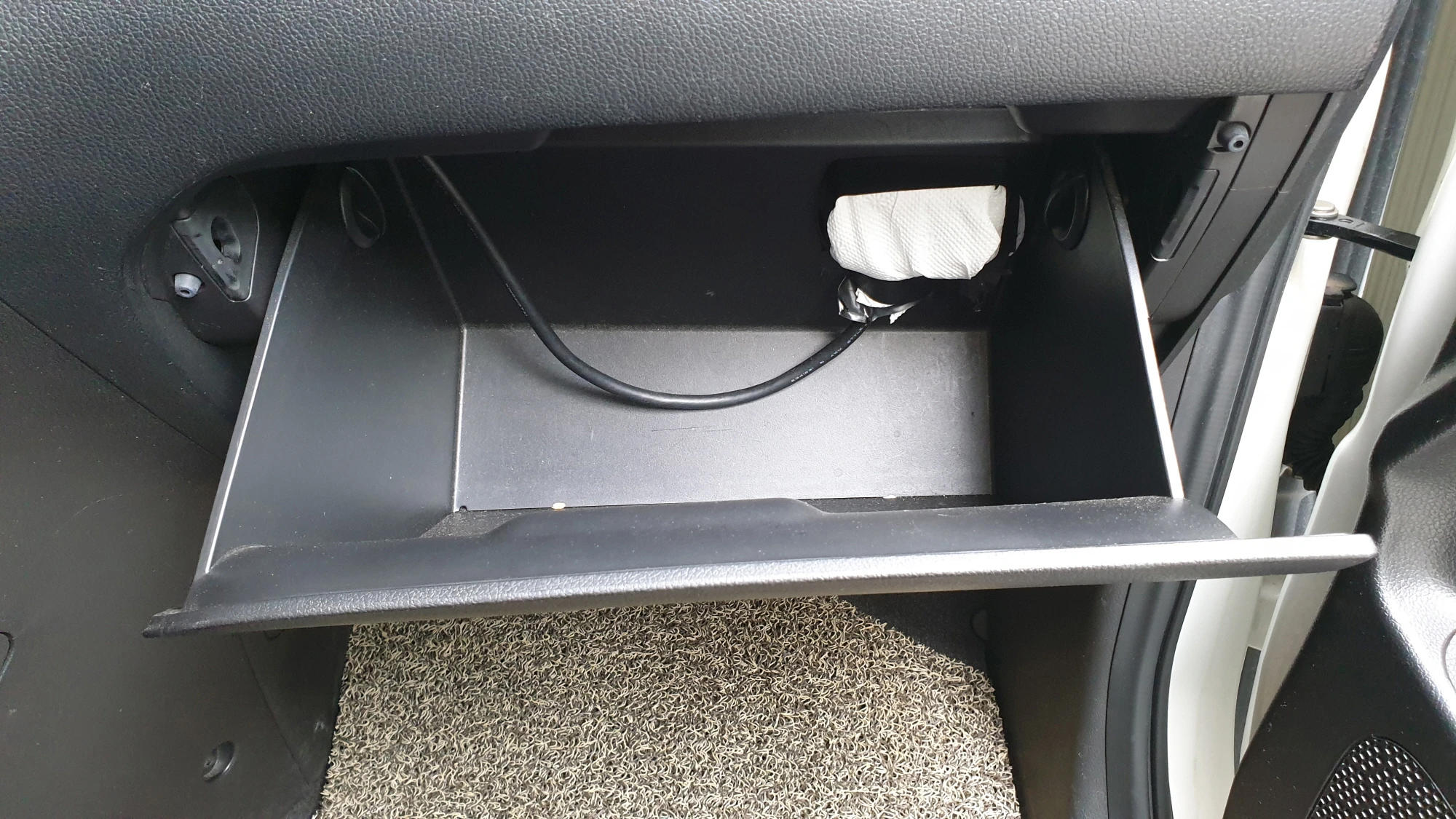 레이 글로브박스