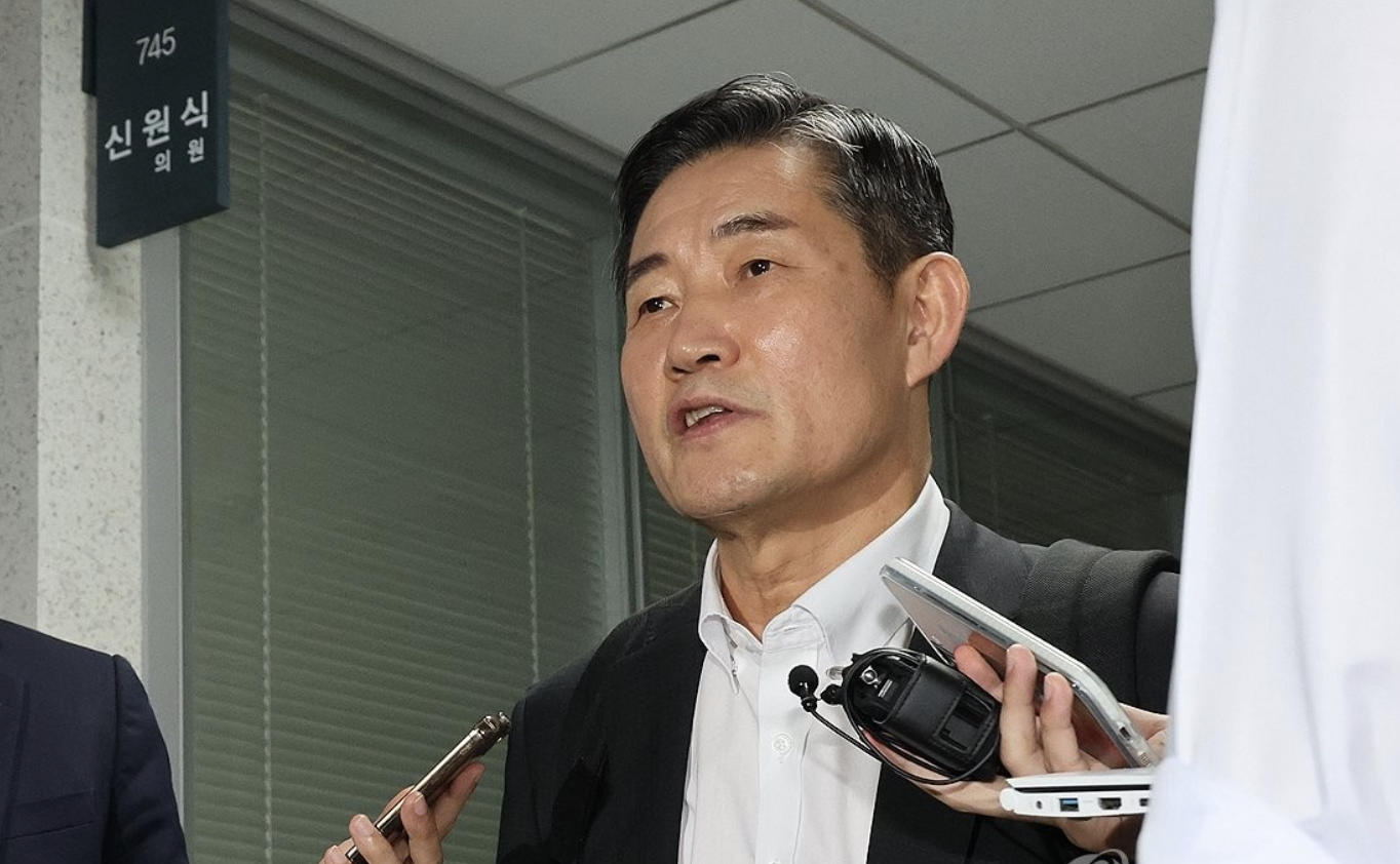 신원식9