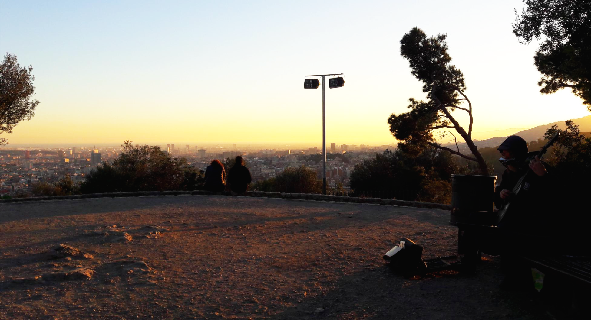 스페인 바르셀로나 구엘공원 버스킹