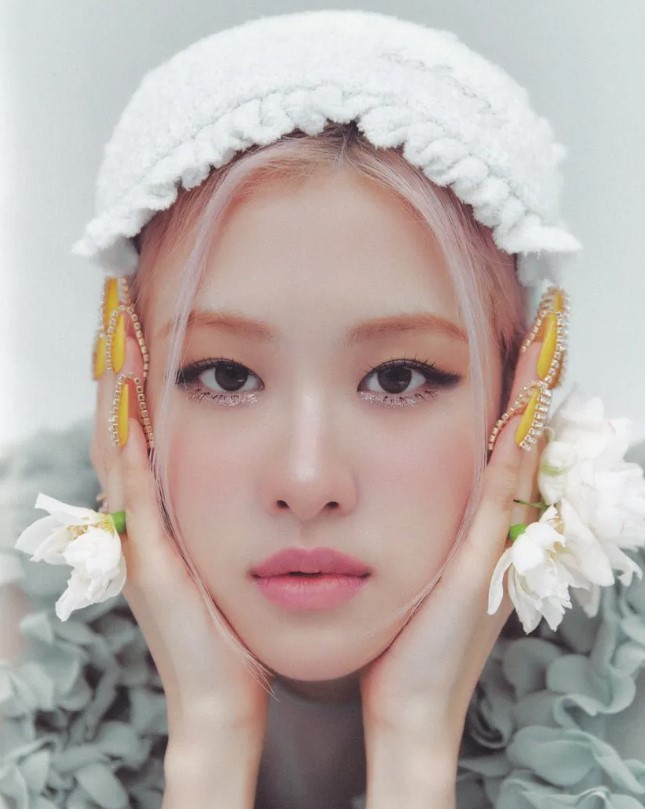 로제처럼 스타일리시하게: 기본템 활용법