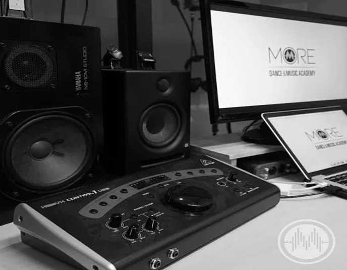 모어댄스뮤직아카데미