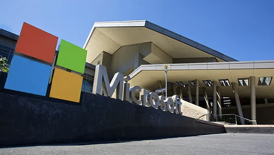 마이크로소프트 회사의 성장 배경과 모든 성공