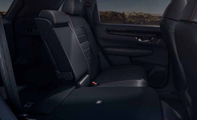 혼다 6세대 CR-V 하이브리드 실내 디자인 및 공간