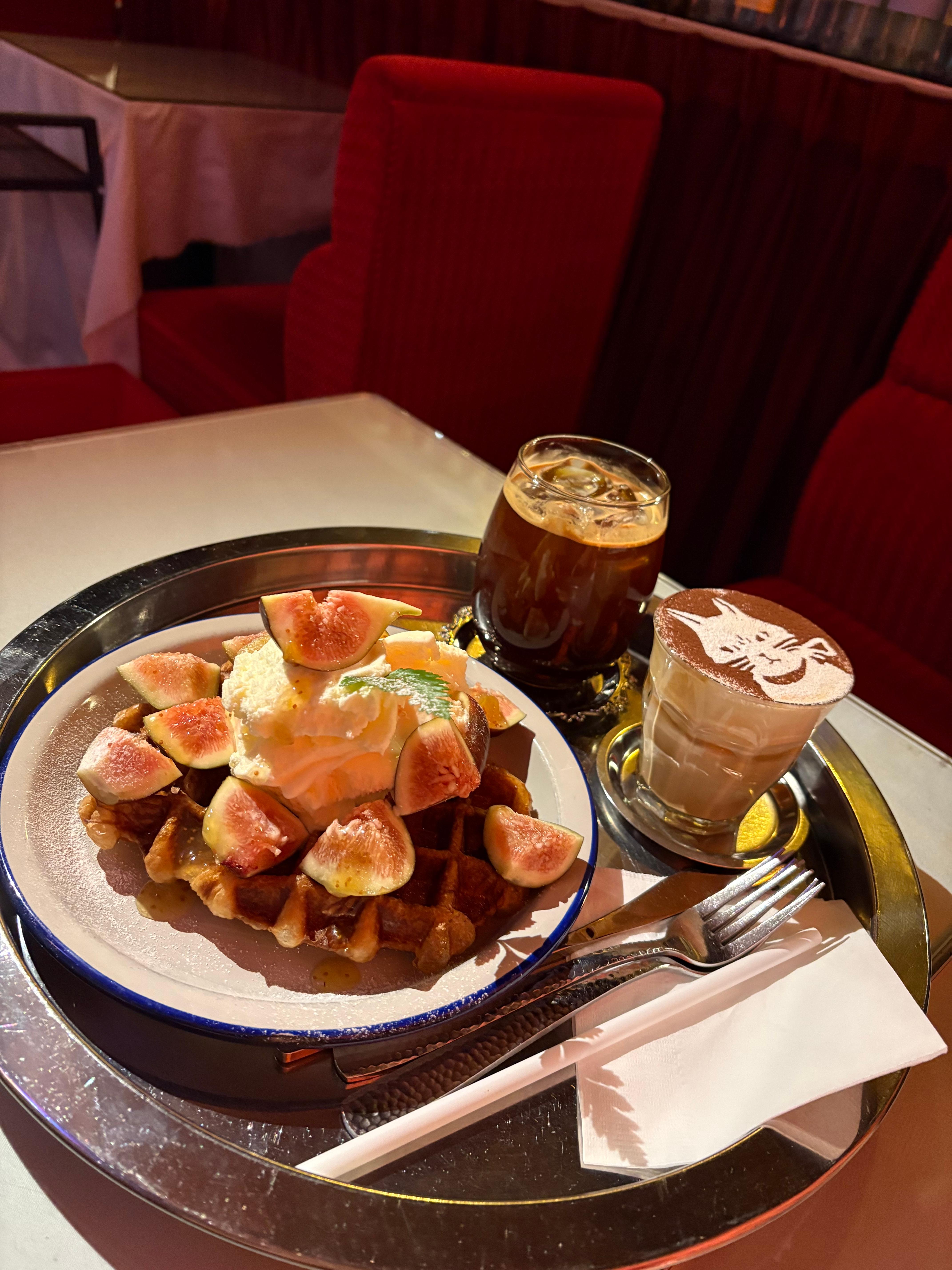 힙지로의 낭만과 온기: 대동옥부터 을지로베로나&amp;#44; 청계천까지 이어지는 완벽 데이트 코스