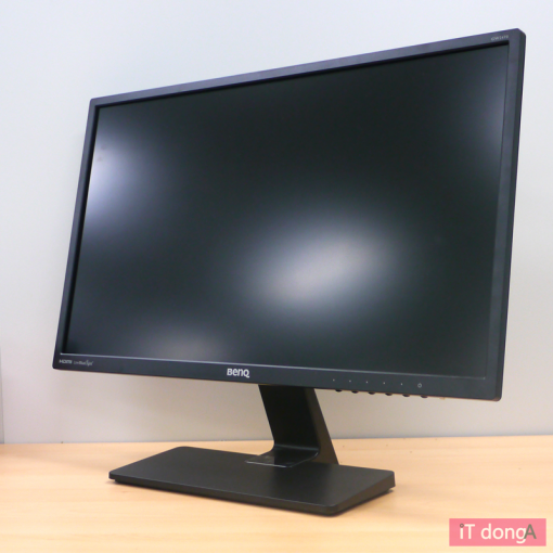 ์ปดํจํฐ๋ชจ๋ํฐ