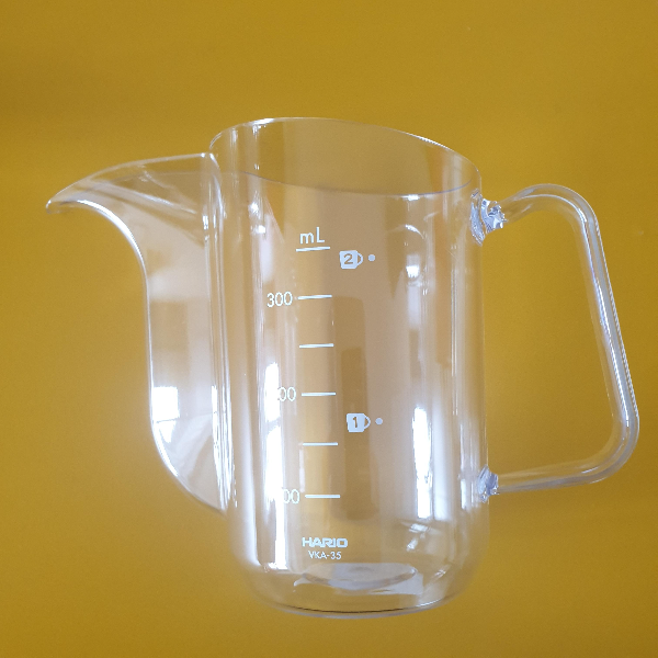 하리오 V60 제브랑 드리퍼와 하리오 드립케틀 에어를 사용한 커피 추출_드립케틀 에어