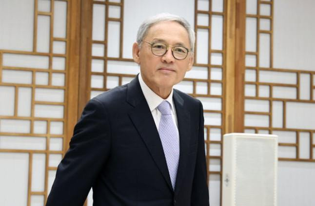 유인촌 문체부 장관