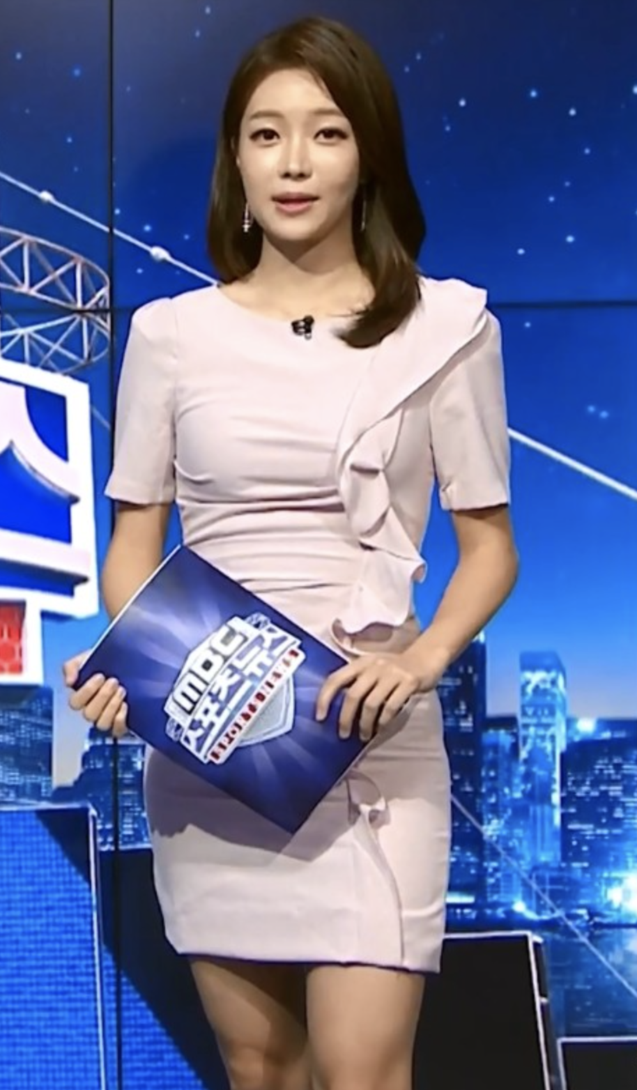 박지민 아나운서 다리