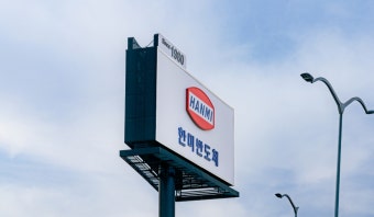 한미반도체 주가전망(042700): 글로벌 HBM 장비의 자존심