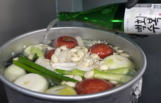 불곱창달인-강남-14년-곱창집-육수만들기