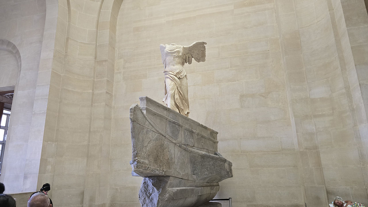 그리스 조각상 The Winged Victory of Samothrace