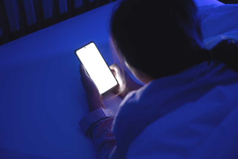 현대인의 불면증 (스트레스, 스마트폰, 수면패턴)