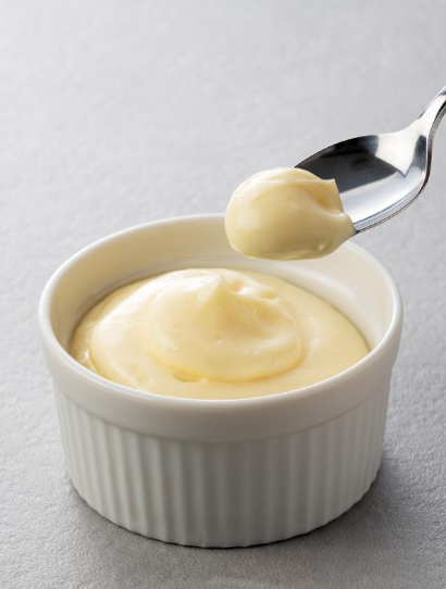마요네즈는 익숙하고 부드러운 맛을 더해요