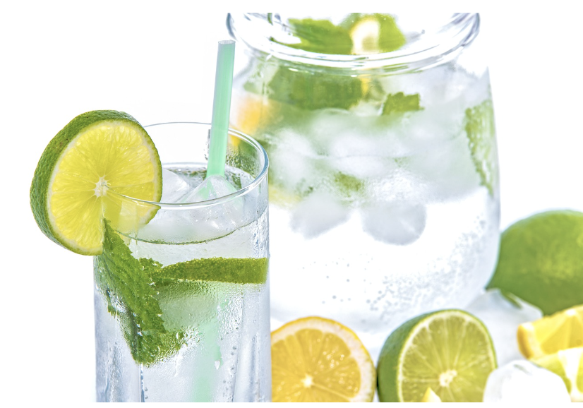 주스 클렌즈 vs 채소 샐러드, 차이점은?