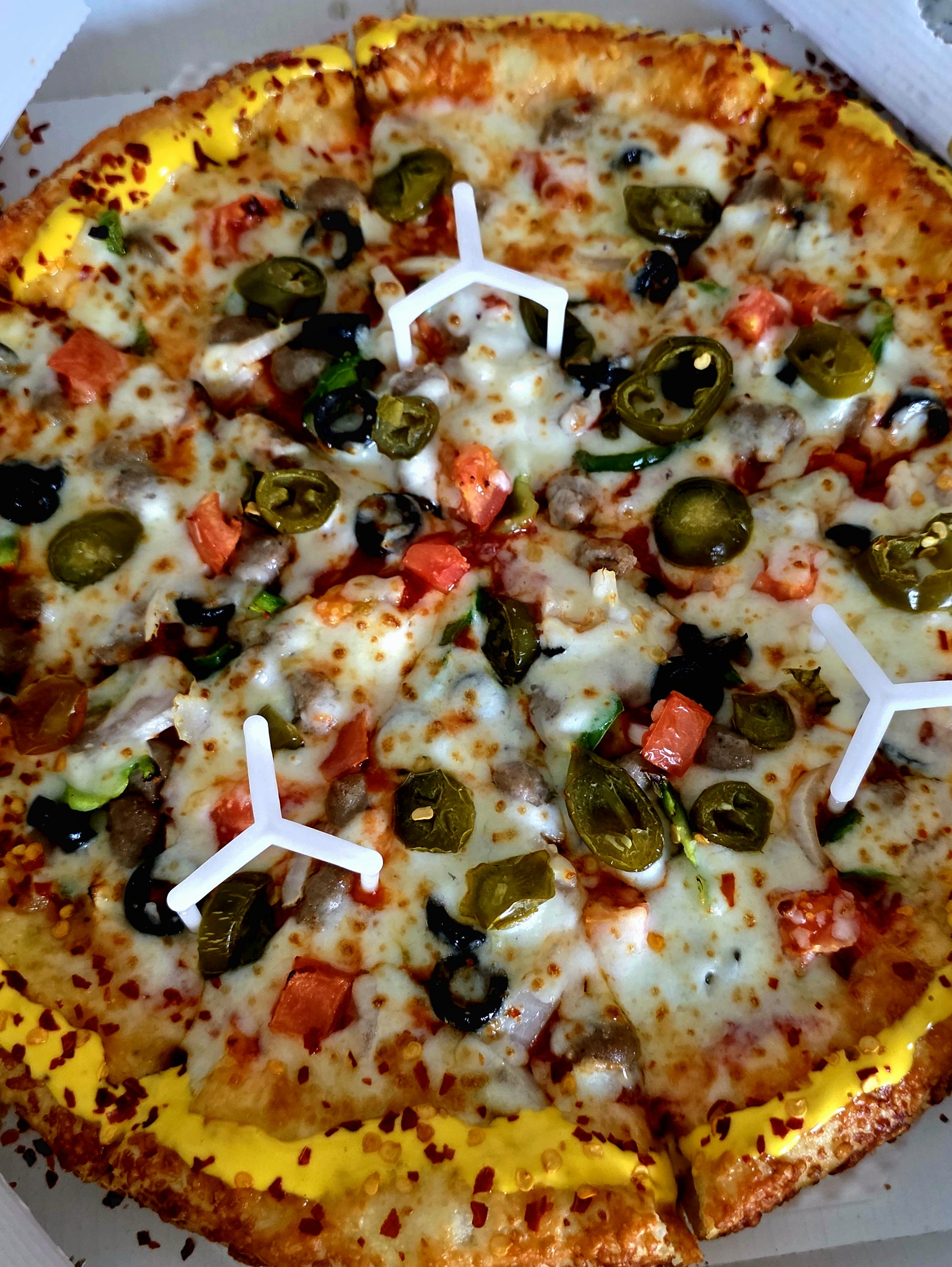 야구보며-피자먹었어요.