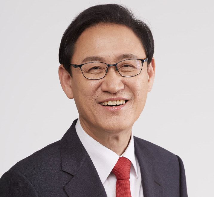 정유섭 프로필