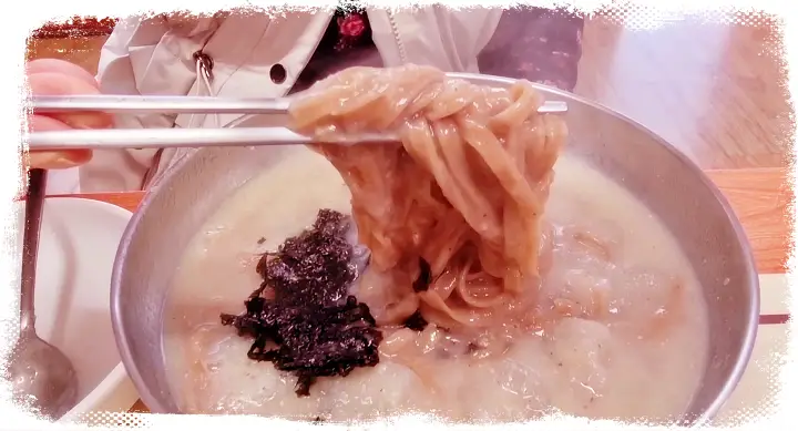 굿모닝대한민국라이브 19년 노포 도토리옹심이 손 칼국수 건진호박국수 곰탕 맛집