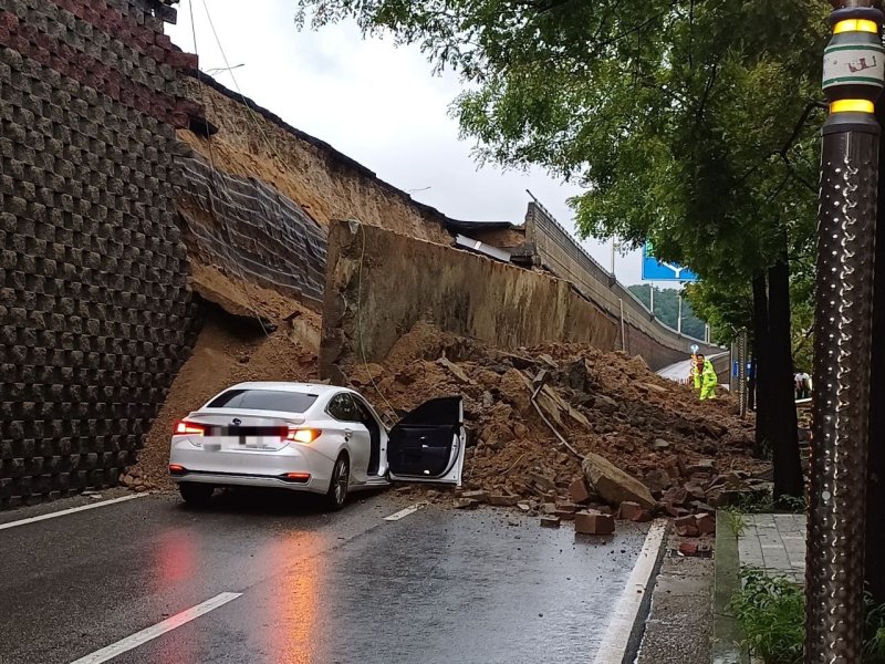 오산 옹벽사고 개요