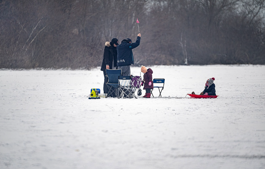 국내 겨울 축제 일정: 빛축제, 얼음낚시, 전통 행사