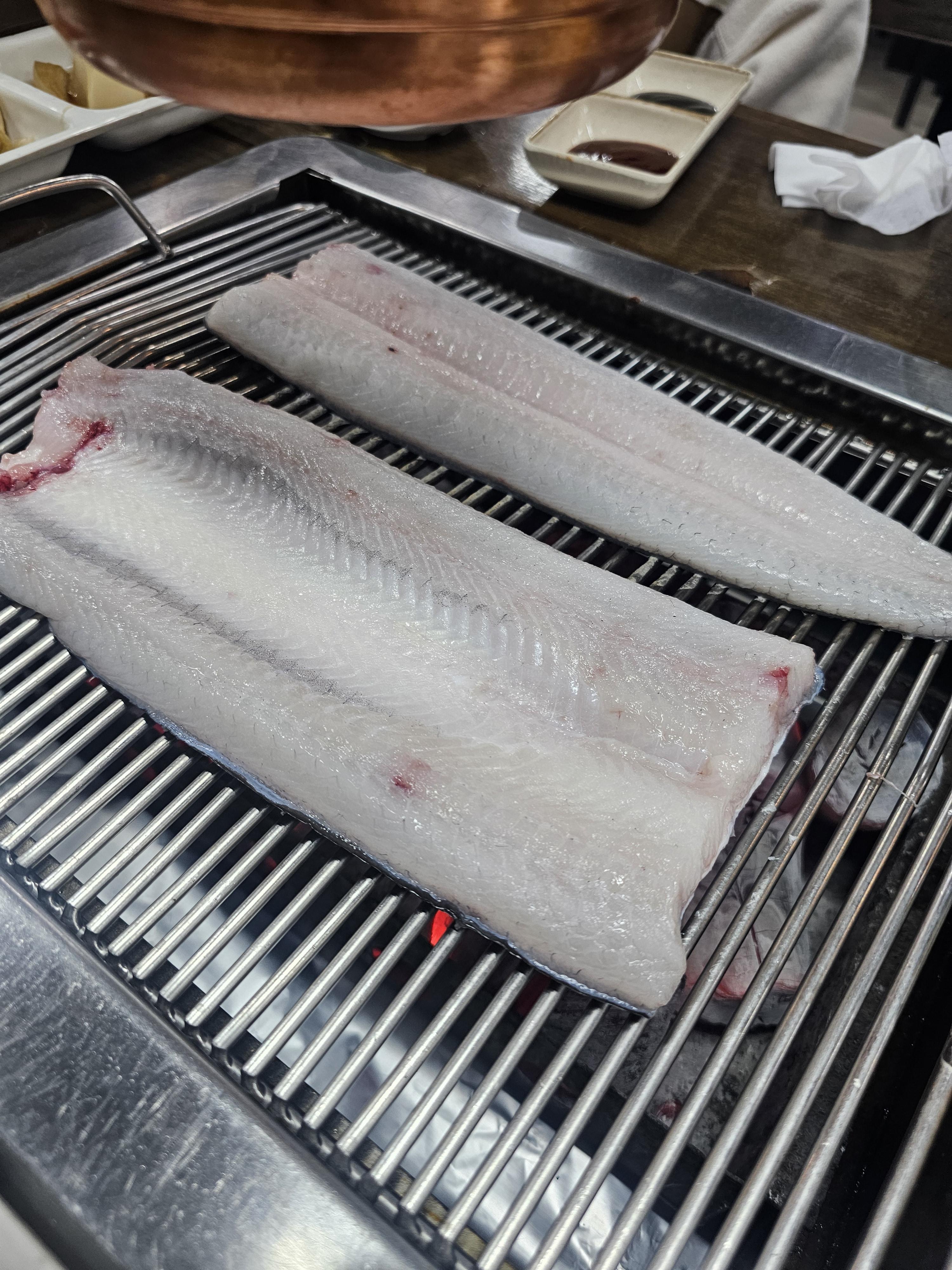 장어숯불구이 내돈내먹