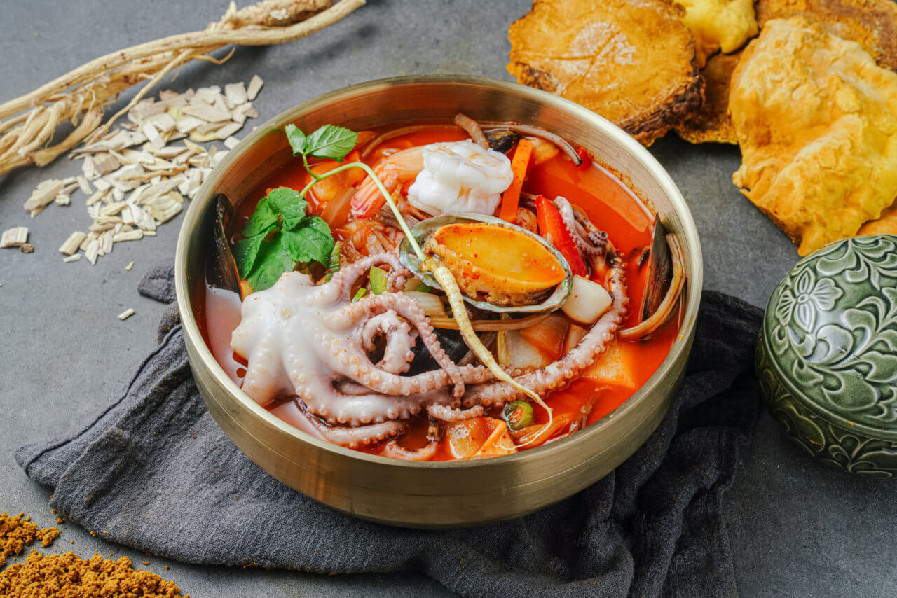 오늘N 2529회 격파 중식로드 부산 구포동 황제 갈비전복짬뽕과 인절미 가지튀김 맛집 상화 구포짬뽕