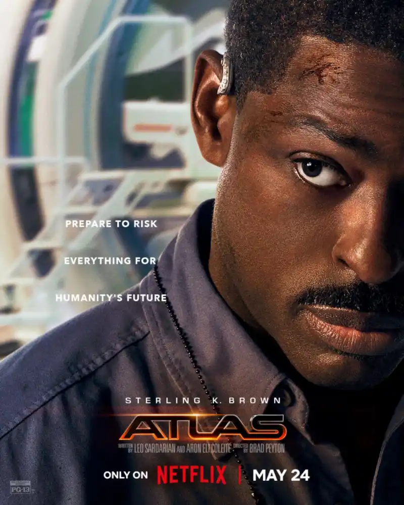 넷플릭스 아틀라스에서 뱅크스 대령 역을 맡은 스털링 K. 브라운